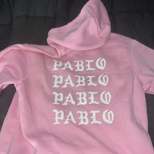 pink sweatshirt
